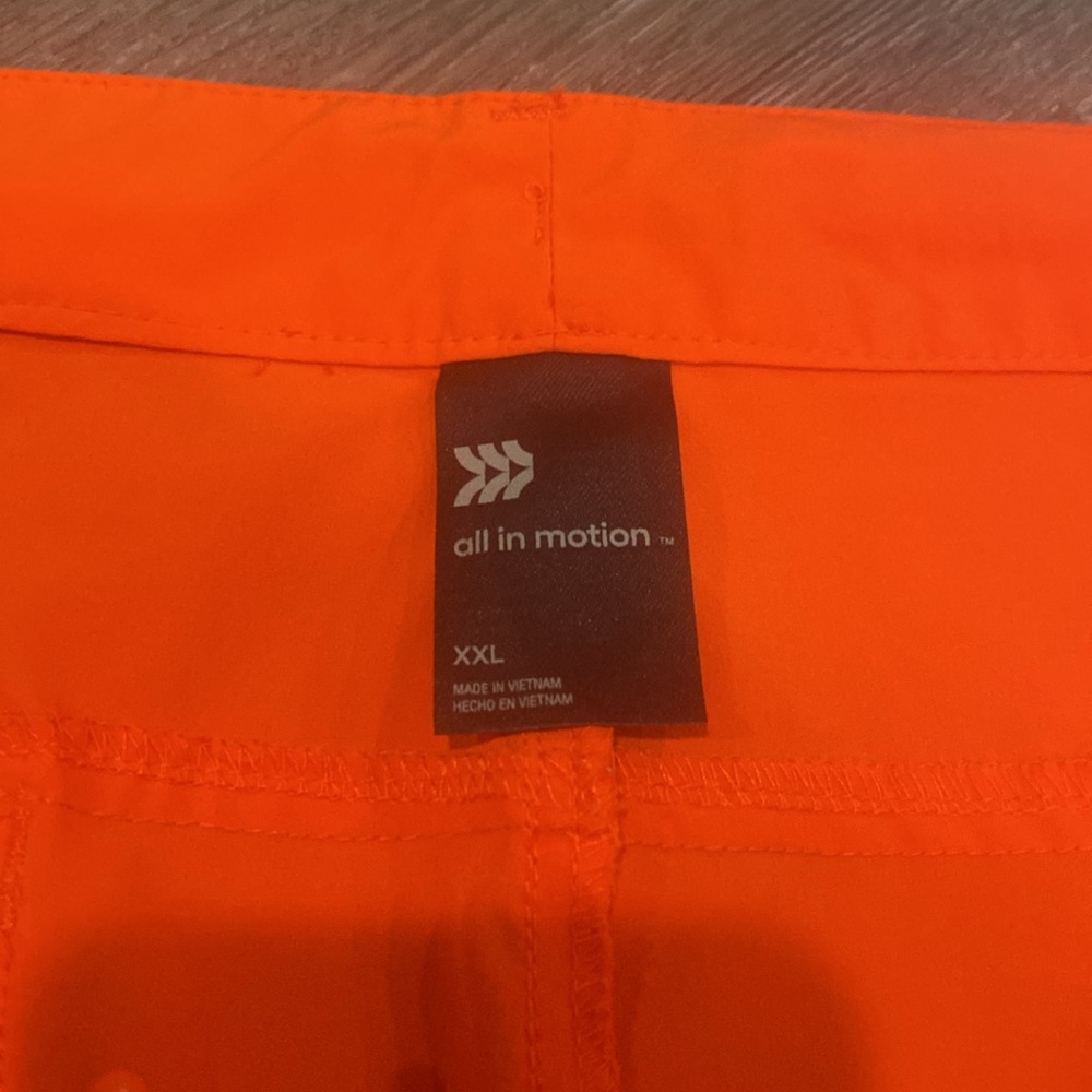 All in Motion Women's Orange Shorts NWOT - Picture 3 of 4